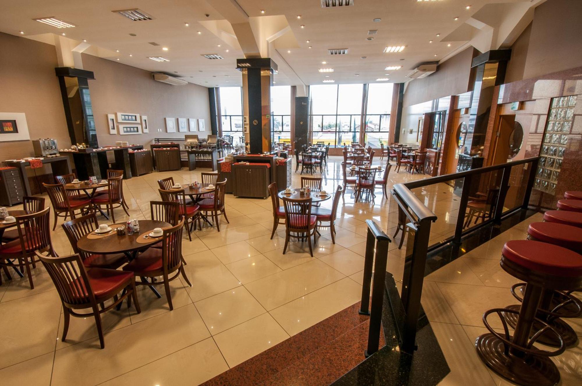 Jacques Georges Tower Hotel Пелотас Екстериор снимка