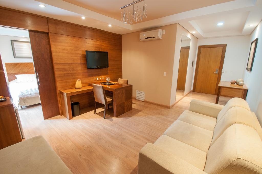 Jacques Georges Tower Hotel Пелотас Екстериор снимка