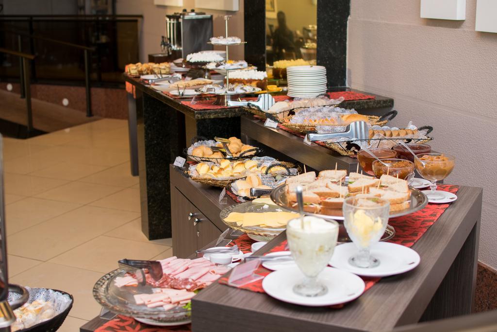 Jacques Georges Tower Hotel Пелотас Екстериор снимка