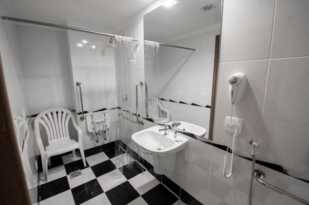 Jacques Georges Tower Hotel Пелотас Екстериор снимка