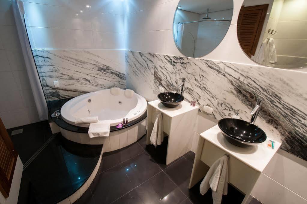 Jacques Georges Tower Hotel Пелотас Екстериор снимка