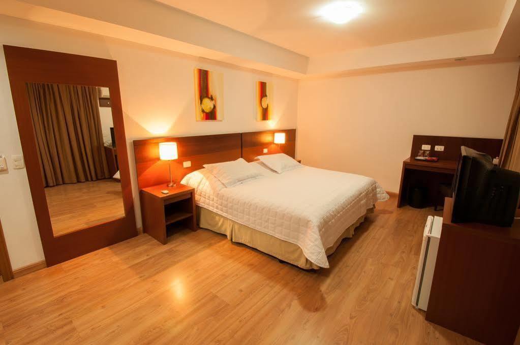 Jacques Georges Tower Hotel Пелотас Екстериор снимка
